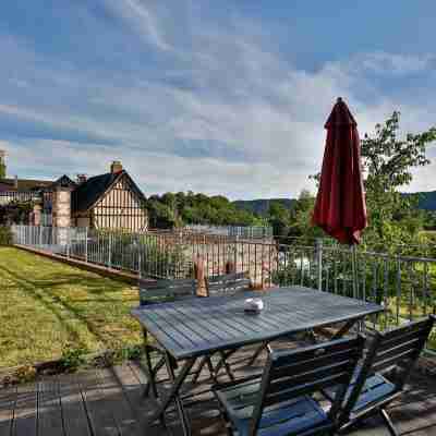 Domaine Le Clos des Fontaines Hotel Exterior