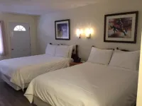Spruce Hill Resort & Spa Hotels in Lac la Hache