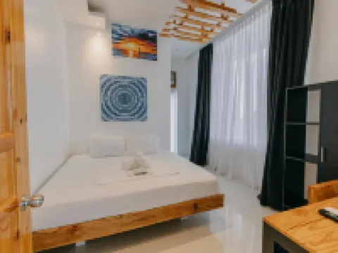 マーク・ヴァネリオスロブ オスロブのホテル