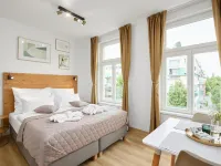 Residence 44 Hotels near Karlin