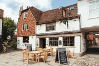 The Woolpack Hotel Các khách sạn gần Setts Wood Camping and Glamping