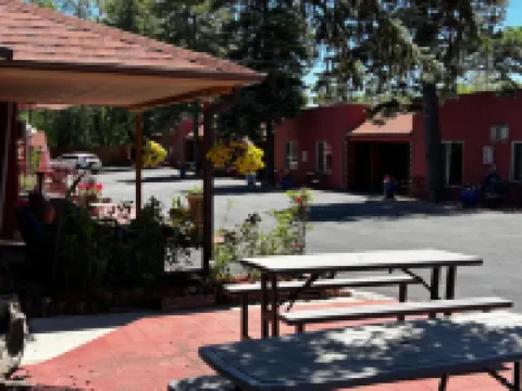 Rainbow Lodge and Inn