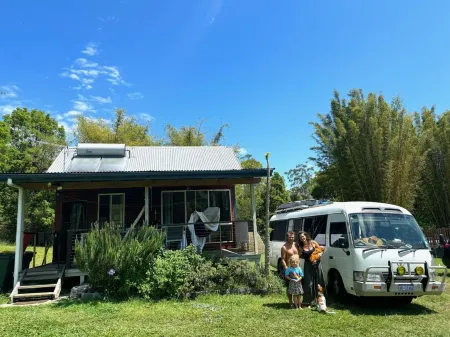Nimbin Waterfall Retreat Отели в г. Нимбин