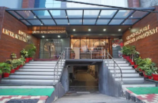 Hotel Ekta International !! 300 MTS from Baba Baidyanath Dham Temple !! Hotels in 