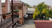 Areg Hotel エレバン駅周辺のホテル