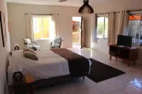 Pousada Caminhos da Vila Chantal Hotel in zona Casa - Chalé Condomínio Estância das Águas Claras