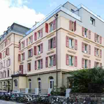 VISIONAPARTMENTS Vevey - contactless check-in Hotel Exterior