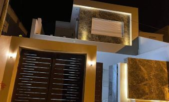 Luxury Central Cosy Villa