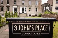 3 John's Place Townhouse - جاكوزي