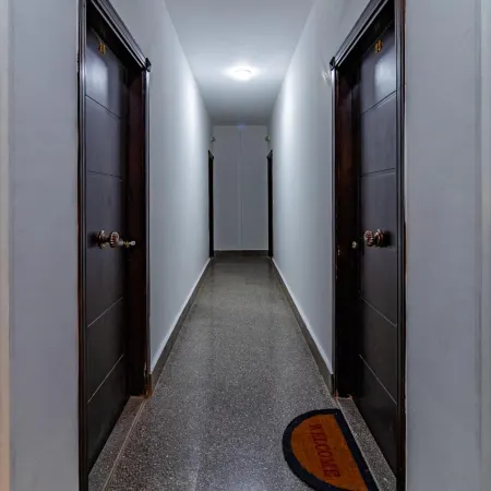 Peaks -Delmar Apartments