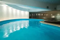 Lux Garden Hotel - Pools