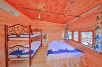 Ates Pension - Hostels