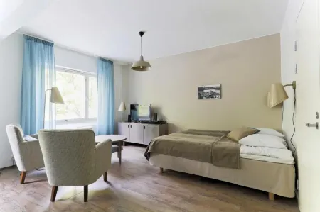 Forenom Serviced Apartments Helsinki Lapinlahdenkatu Отели рядом с достопримечательностью «The German Church (Saksalainen kirkko)»