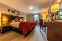 Greyhound Hotel Hotel dekat Old Coulsdon Congregational Church