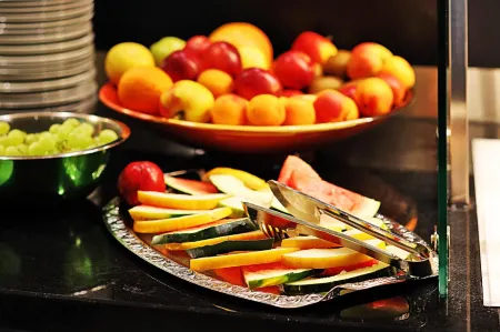 Green Deer Bavarian Hotel Отели в г. Pfaffenhofen a.d.Ilm