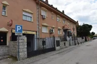 Hotel El Ancla Hotels in Brunete
