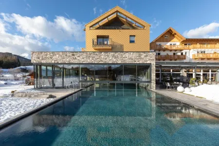 Hotel Seespitz Superior - Adults Only Отели в г. Гемайнде Инцинг