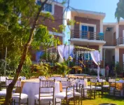 Muyuyo Lodge Hotels in Ayangue