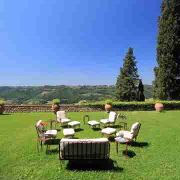 Castello di Bibbione Hotel Exterior