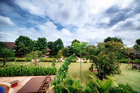 Sawasdee Sukhothai Resort