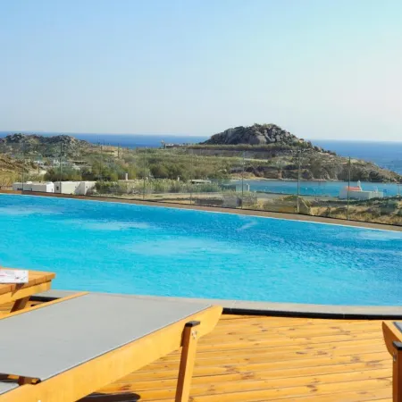 Almyra Guest Houses Отели рядом с достопримечательностью «Ресторан Scorpios Mykonos»