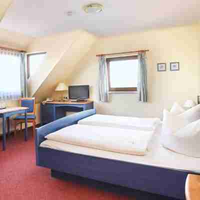Hotel Neue Höhe Rooms