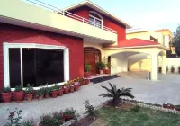 Hotel Gulberg Grand Hotels in Gulberg 2