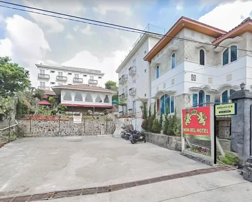 Urbanview Hotel Mon Bel Cibodas by RedDoorz Hotels in Cipanas