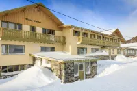 Eiger Chalet فنادق في ثريدبو