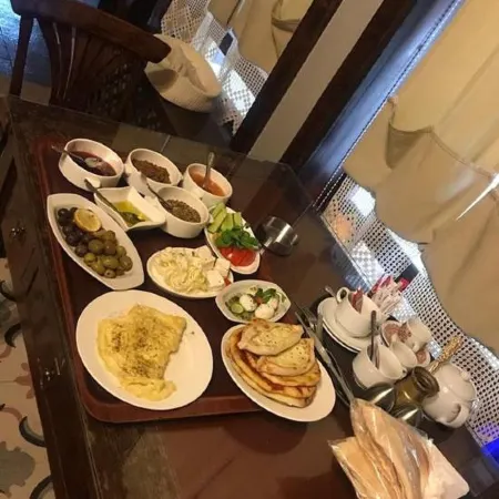 Nabateans Home Hotel