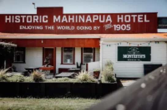 Lake Mahinapua Hotel Hotels in 