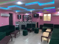 Senator's Suites and Towers Hotel