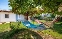Charming house with garden and BBQ in Galizana