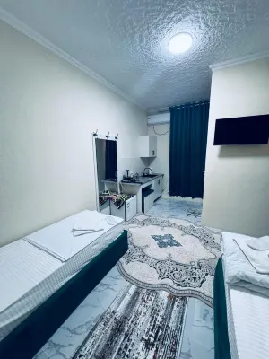 Khan Apartments - 홈스테이