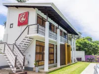 Abie Villa Hotels near Aurora Collection