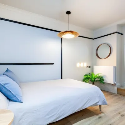 LGF studio near Bayswater station - 2 웨스트본 그로브 주변 호텔