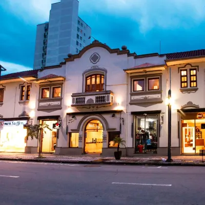 Hotel Gambrinus Hotels near PUC Minas - University