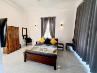 Shalom Resorts Yala - parking