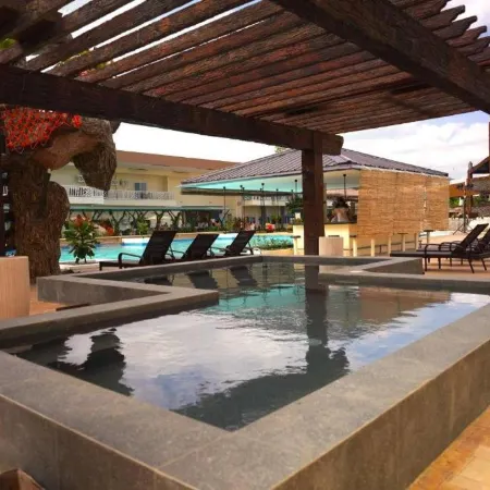 Port Royale Waterpark Resort Tacloban