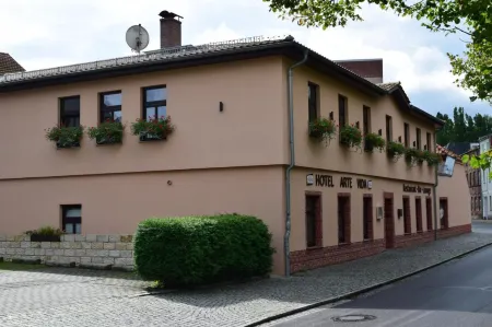 Hotel Arte Vida Ohg Отели в г. Грос-Дюбен