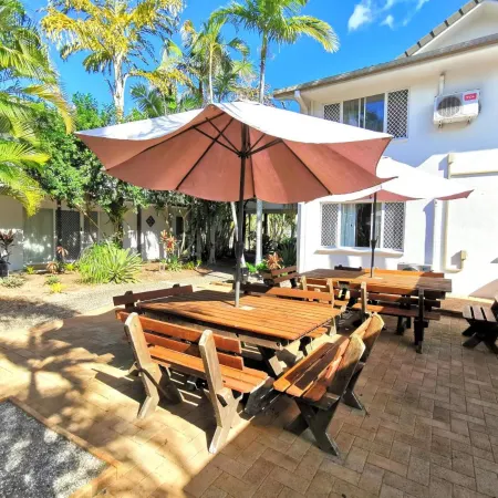 Bay of Palms Отели рядом с достопримечательностью «Берли-Хедз»