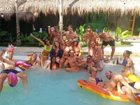 Hiraya Surf Hostel - Private Pools