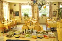 Garden Hotel Bellariva Hotels in Molveno