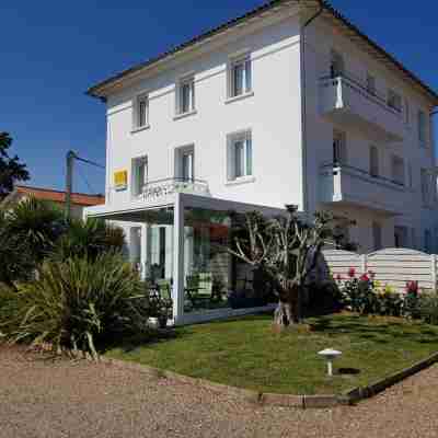 The Originals Access, Hôtel Corinna, Royan Hotel Exterior