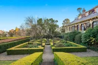 Lilianfels Blue Mountains Resort & Spa Hotels near Bridal Veil Falls Track