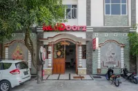 RedDoorz Near Stasiun Purwosari Hoteles en Sondakan