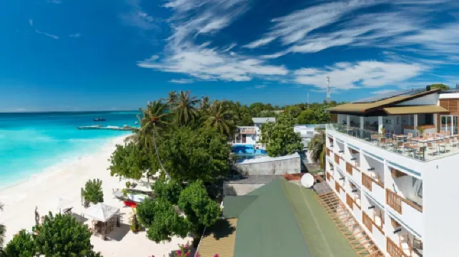 Luau Beach Inn, Maldives