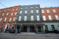 Harcourt Hotel Hotels near TK Maxx