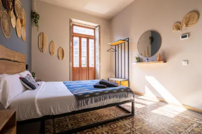 Bird House Hotels in Valencia