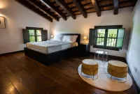 Al Pompiere - Wine and Rooms